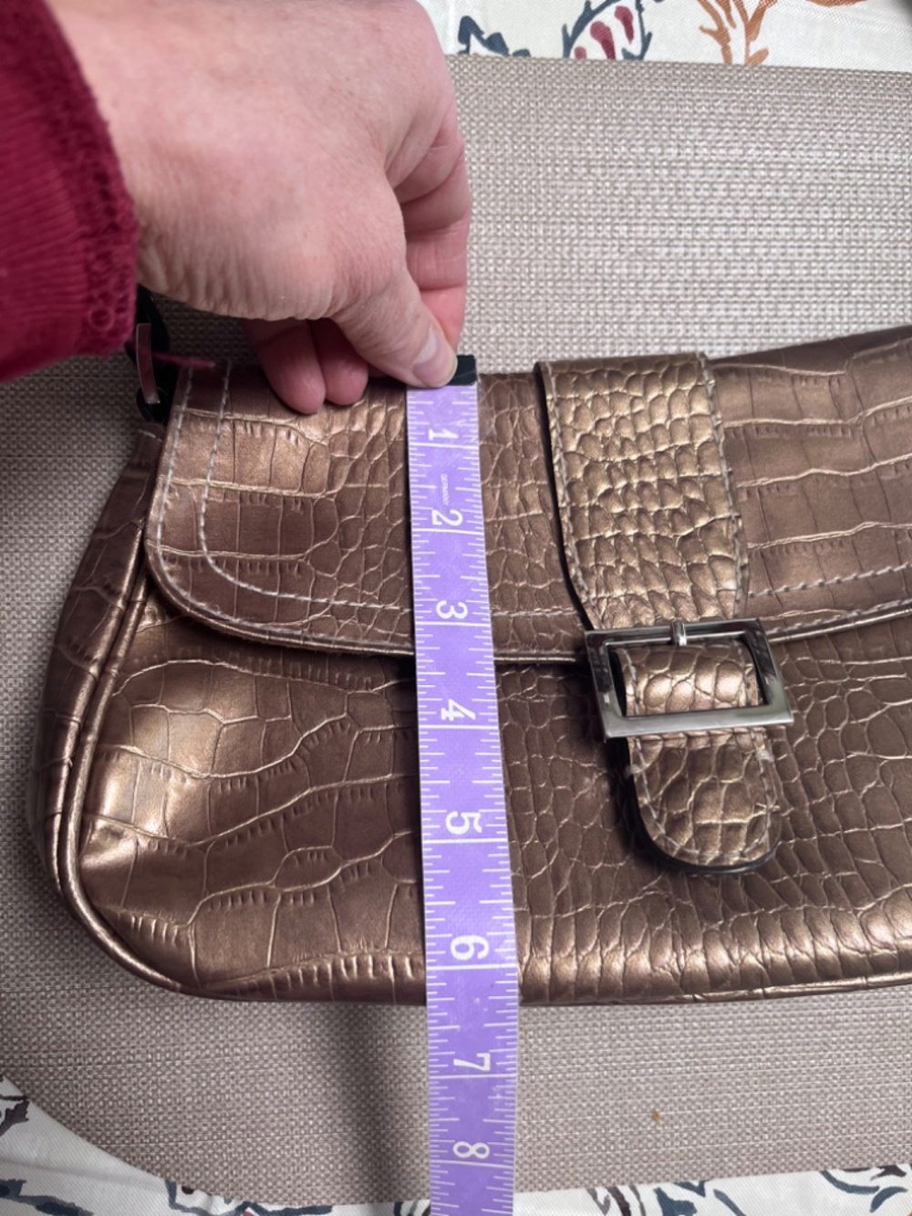 Vintage Y2K Crazy Horse/Liz Clairborne Bronze Metallic Faux Alligator Bag - Picture 7 of 13
